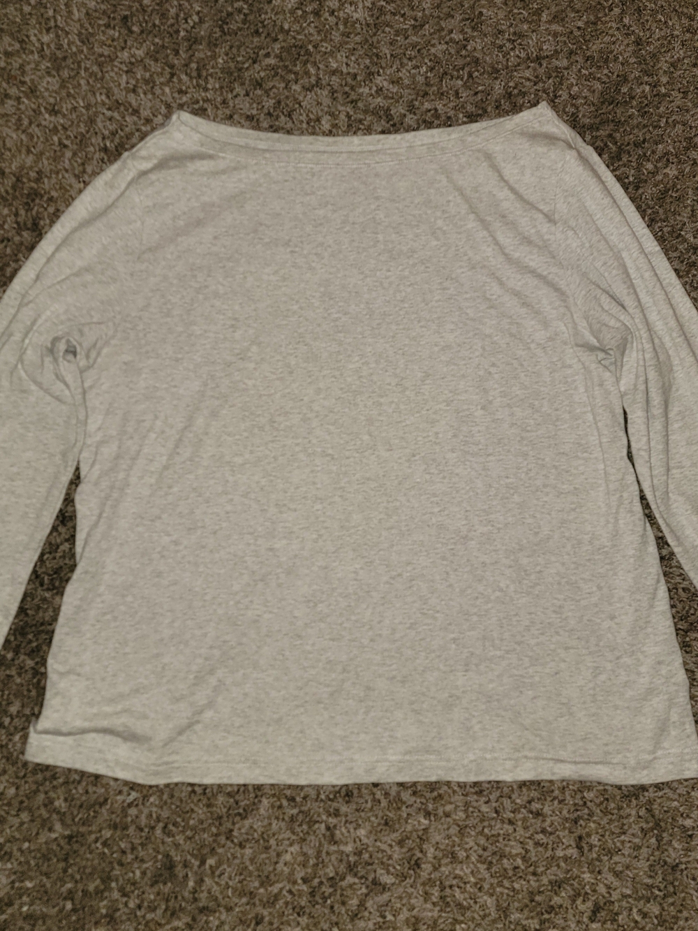 GAP Light Gray Long Sleeve Crewneck Top - Picture 5 of 5